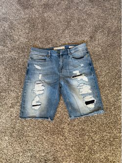 Shorts Guess Brand Size 32”