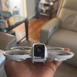DJI NEO 