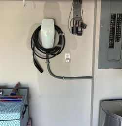 Tesla Gen 2 High Power Wall Connector,