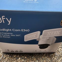Eufy Floodlight Camera E340