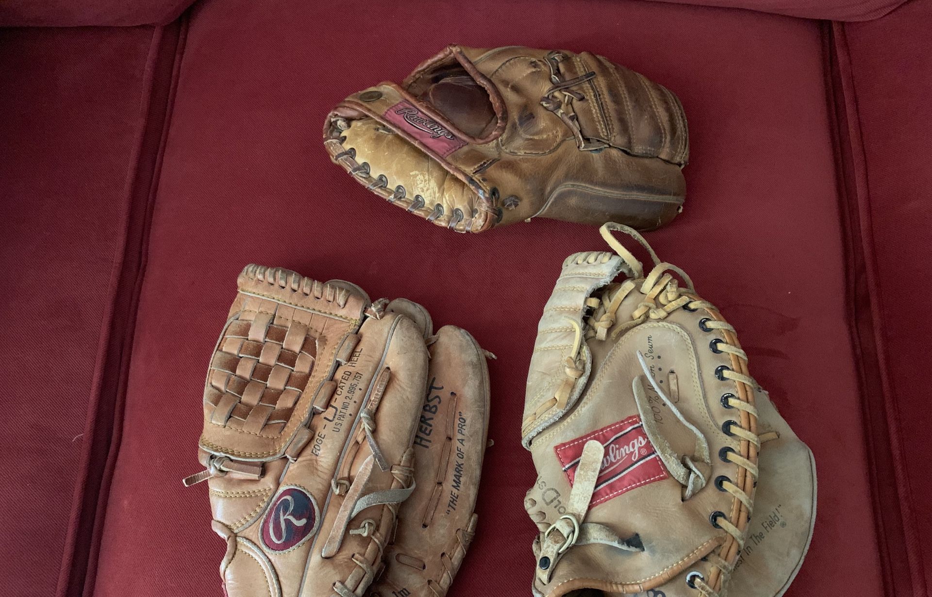 Baseball Gloves & Catchers mitt. Read description.
