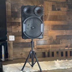 QFX 12” Bluetooth Rechargeable Speaker with Microphone & Stand Included  🔊🎶🎙️🎶🎶 Brand new 