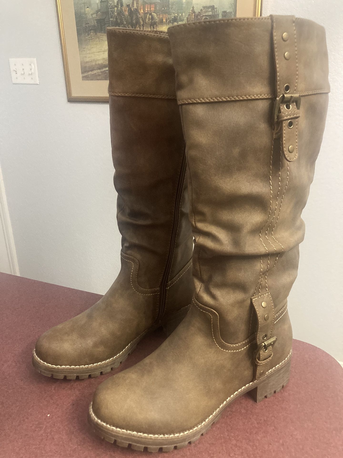 Women’s Size 9 Brown Boots NEW Chunky Global Win