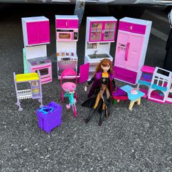 Kitchen for Barbie dolls and a Disney Anna doll