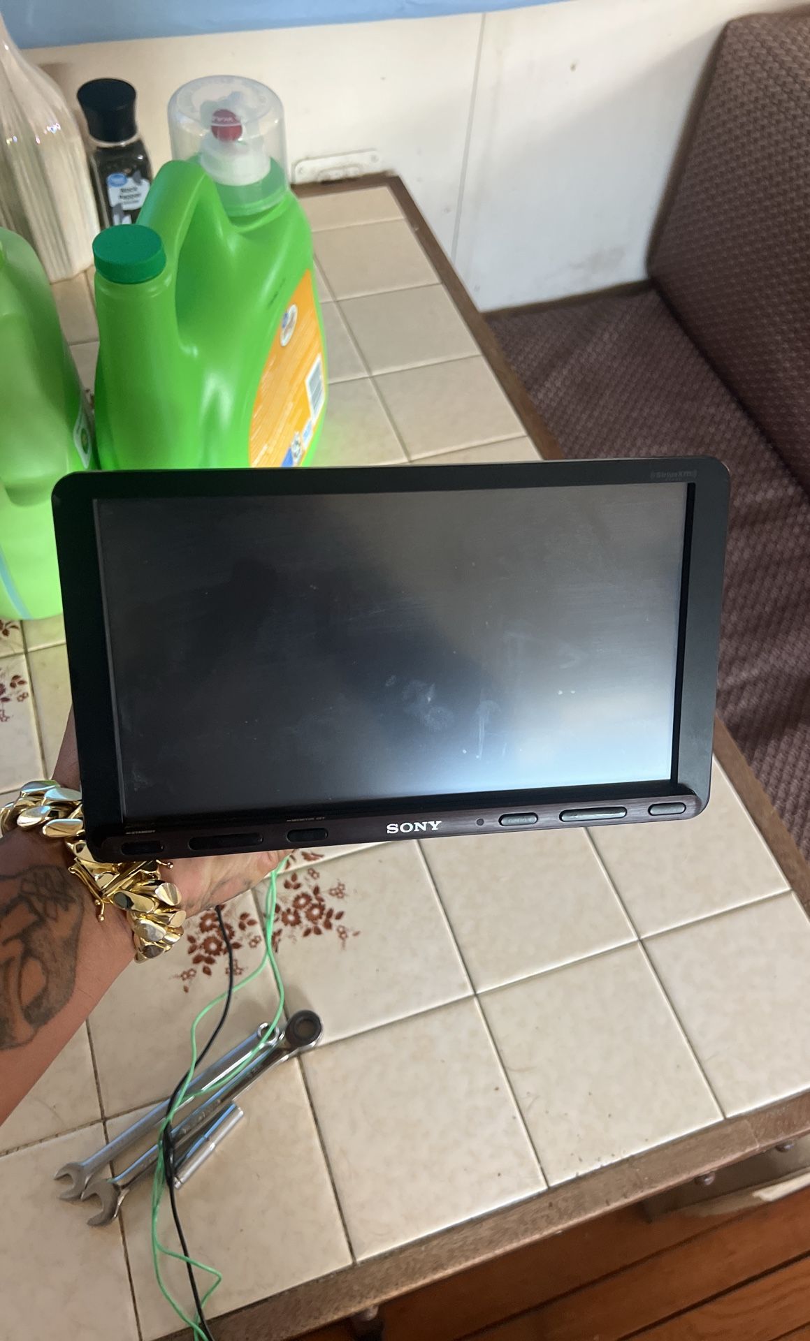 Sony CD, DVD, SIRUS Radio.