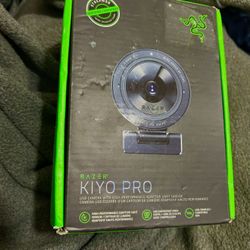 SEND OFFER! Razer Kiyo Pro USB Camera