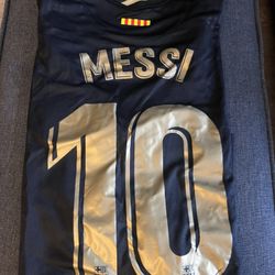 Retro  Barcelona  Messi Kit Jersey 