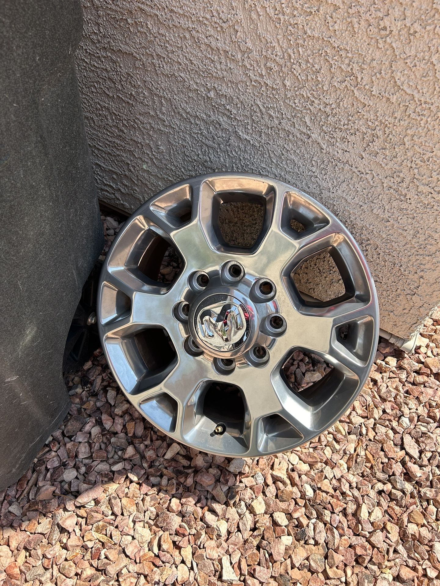 5th Gen Ram 3500 laramie wheels