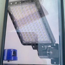 240 Watts Safety Parking LED Light 3600lm-5000k -