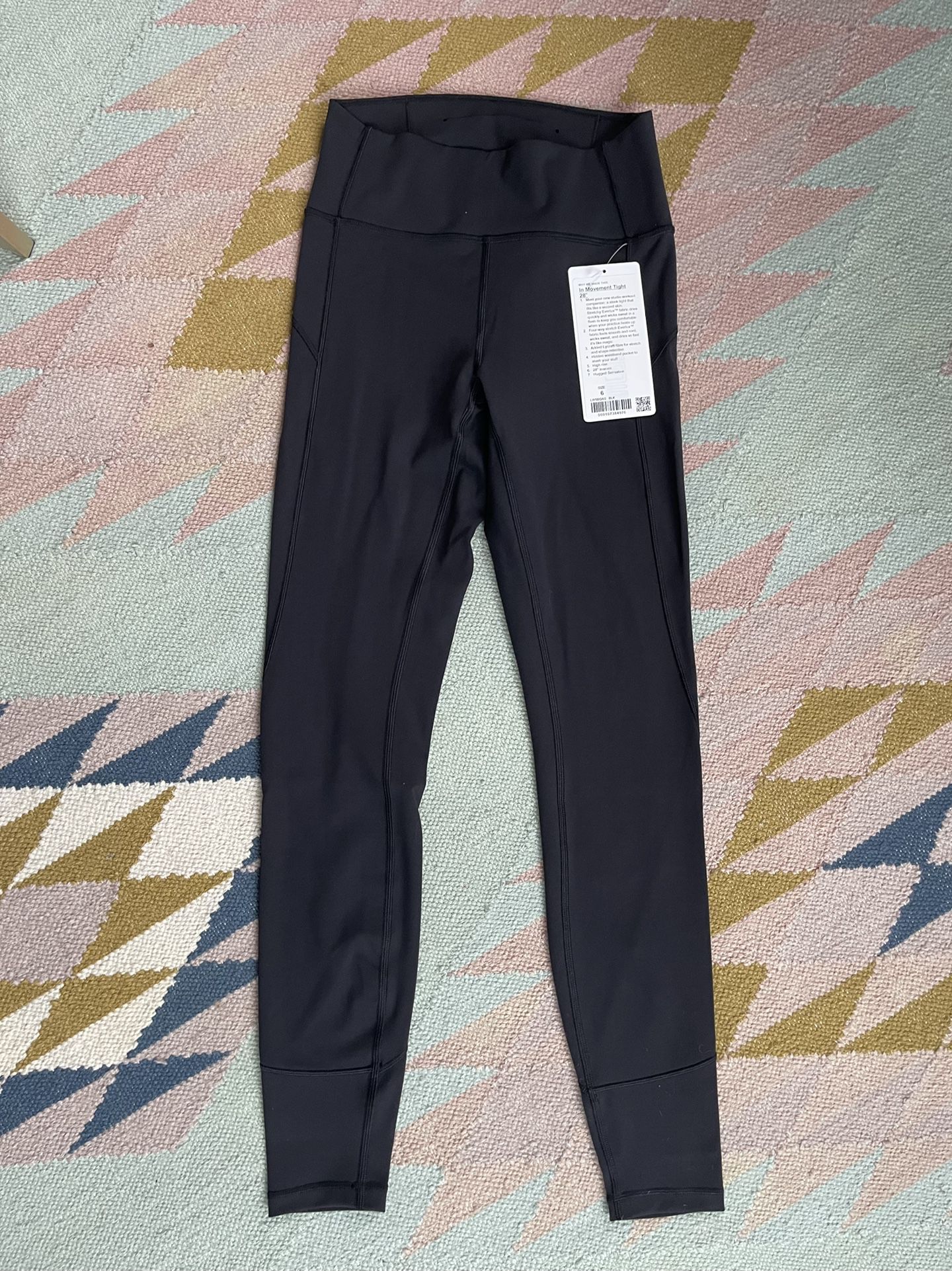 NWT Lululemon In Movement Tight 28"  Everlux Size 6