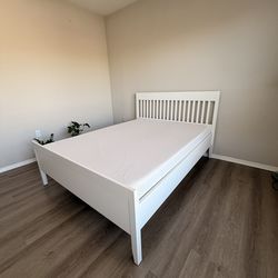 Bedroom Suit With TV