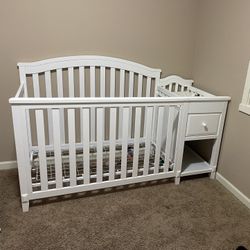 Baby Crib 