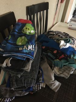 Biys clothes size 3t 4t