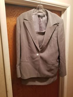 Kasper women's suit size 16