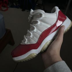 Jordan 11 cherries