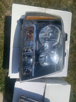Chevrolet Avalanche 07-13 Headlights