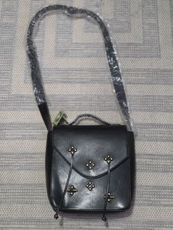 The wicket purse cross body