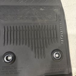 4 RUNNER FACTORY ALL WEATHER MATS FRONT MATS 