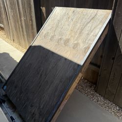Skateboard Box