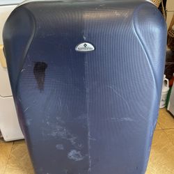 Large Hardshell Sampsonite Suitcase 