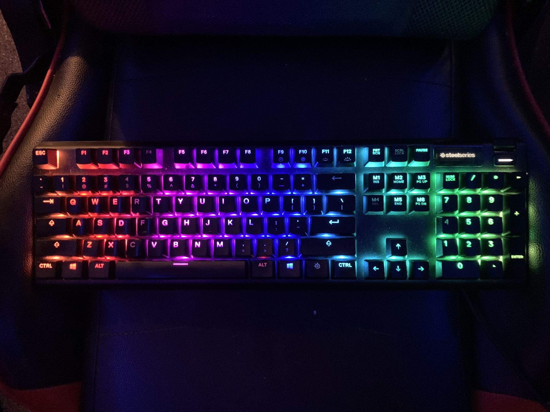 Steelseries Apex 5 Keyboard