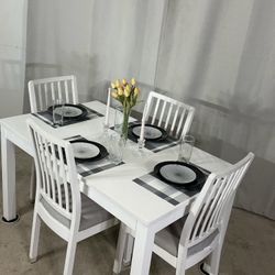 Contemporary Extendable Dining Table & 4 Chairs 