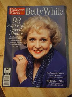 Betty White - Woman's World Icon Edition 