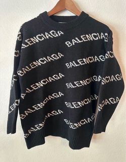 Fashionable Women’s Sweater
