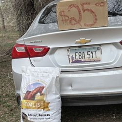 alimento completo para caballos, vacas, chivos y borregos