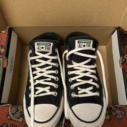 WOMENS CONVERSE! 