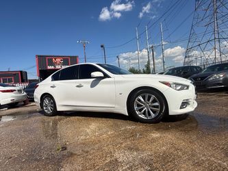 2015 Infiniti Q50