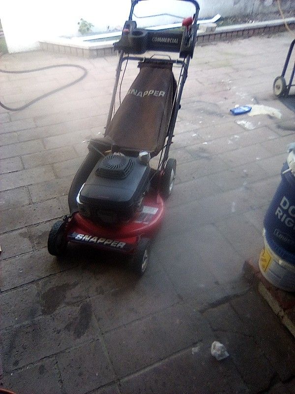 Lawn Mower Snapper Kawasaki Engine