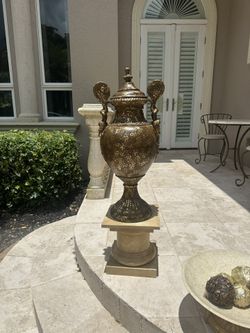 Restoration Hardware Style Large Urn And Pedestal 