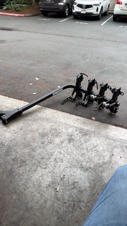 Yakima heavy duty 4 bicycles rack