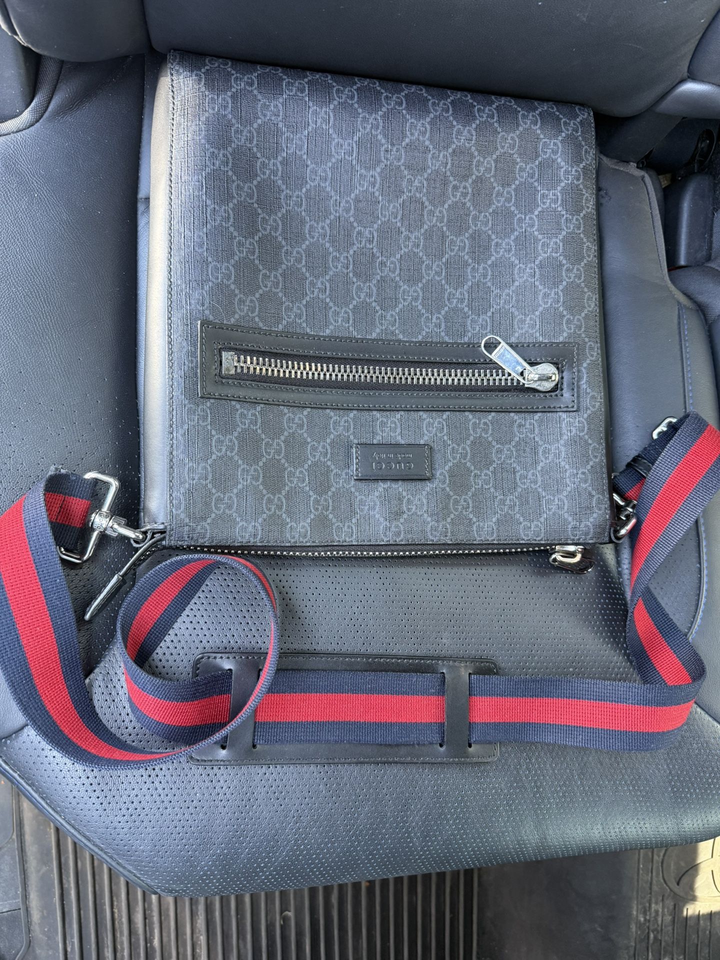 Gucci Messenger Bag
