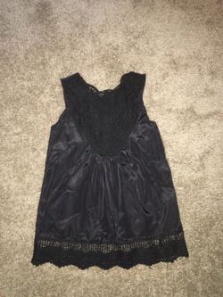 Womans black lace tank top super cute small