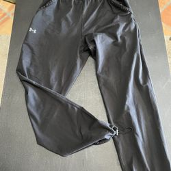 Women’s XS Under Armour Joggers