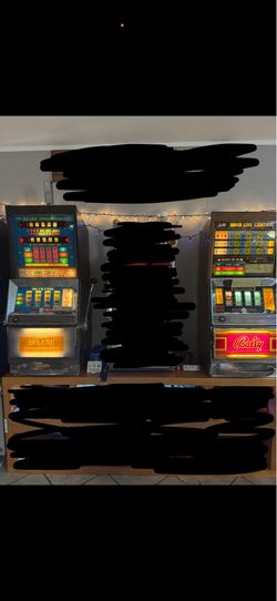 2 Bally Nickel Slot Machine 1800$ OBO