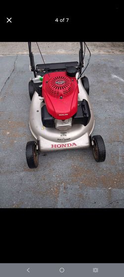 Honda self propelled lawn mower works with bag 250 takes it