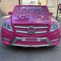 Minnie Mouse Toddlers Car