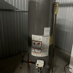 RHEEM Hotwater Heater
