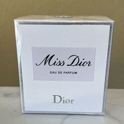 Miss Dior Perfume