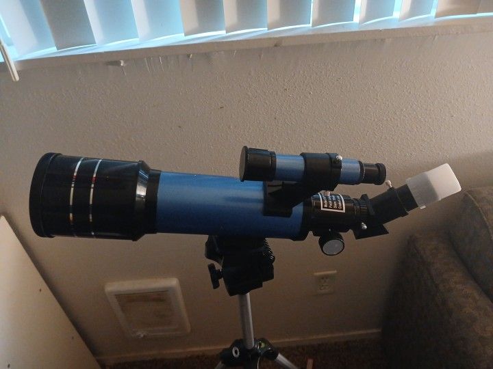 Max U See Portable Telescope 400MM Focal Length 70 MM Diam