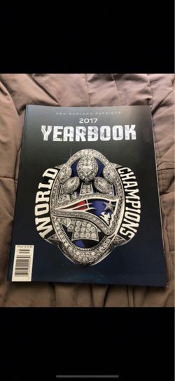 2017 Patriots yearbook