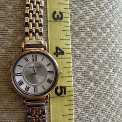 Anne Klein Watch For https://offerup.com/redirect/?o=V29tZW4uTmV3 Battery Installed. Excellent Condition!