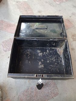 Vintage  metal box