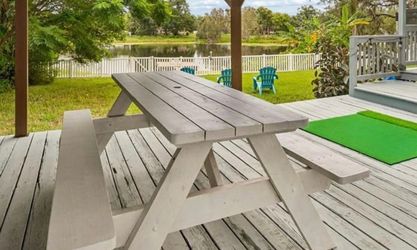 6’ Solid Wood Picnic Table – Freshly Refinished – Seats 6
