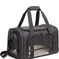 Travel Carrier bag -20” Long, For Dog Or Cat.  Brand New