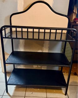 Baby changing table