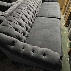 Couch Velvet Grey